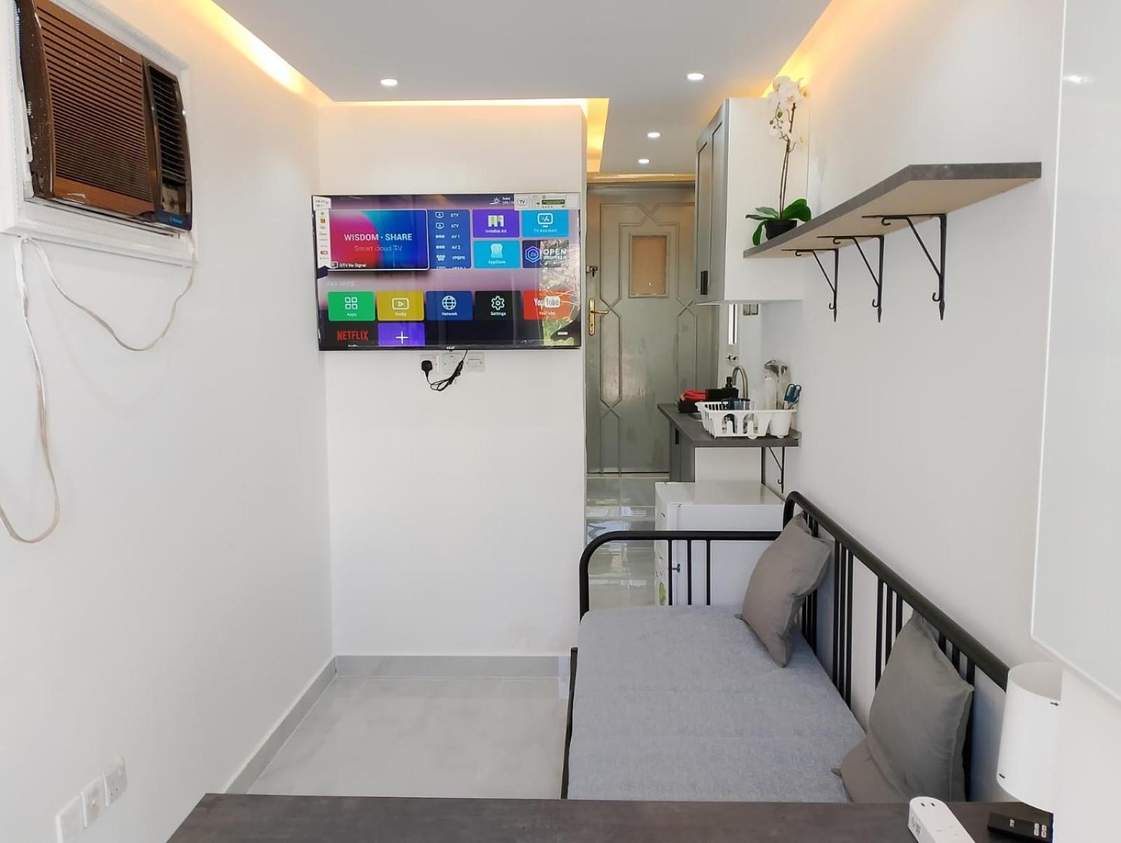 Moods Holiday Homes 艾因 外观 照片
